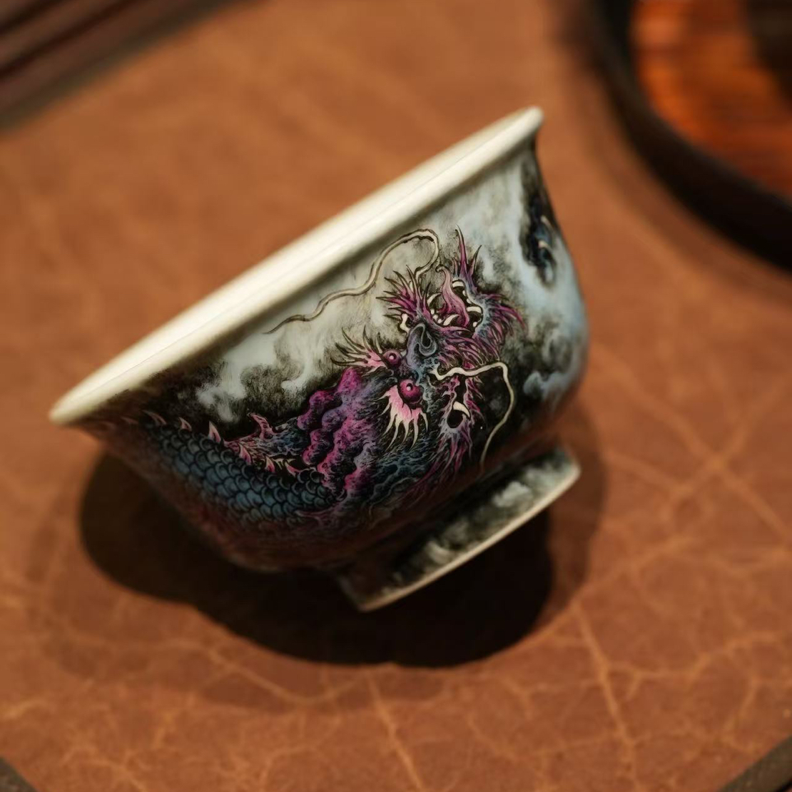 手工纯手绘墨龙压手杯陶瓷功夫茶杯主人杯品茗杯