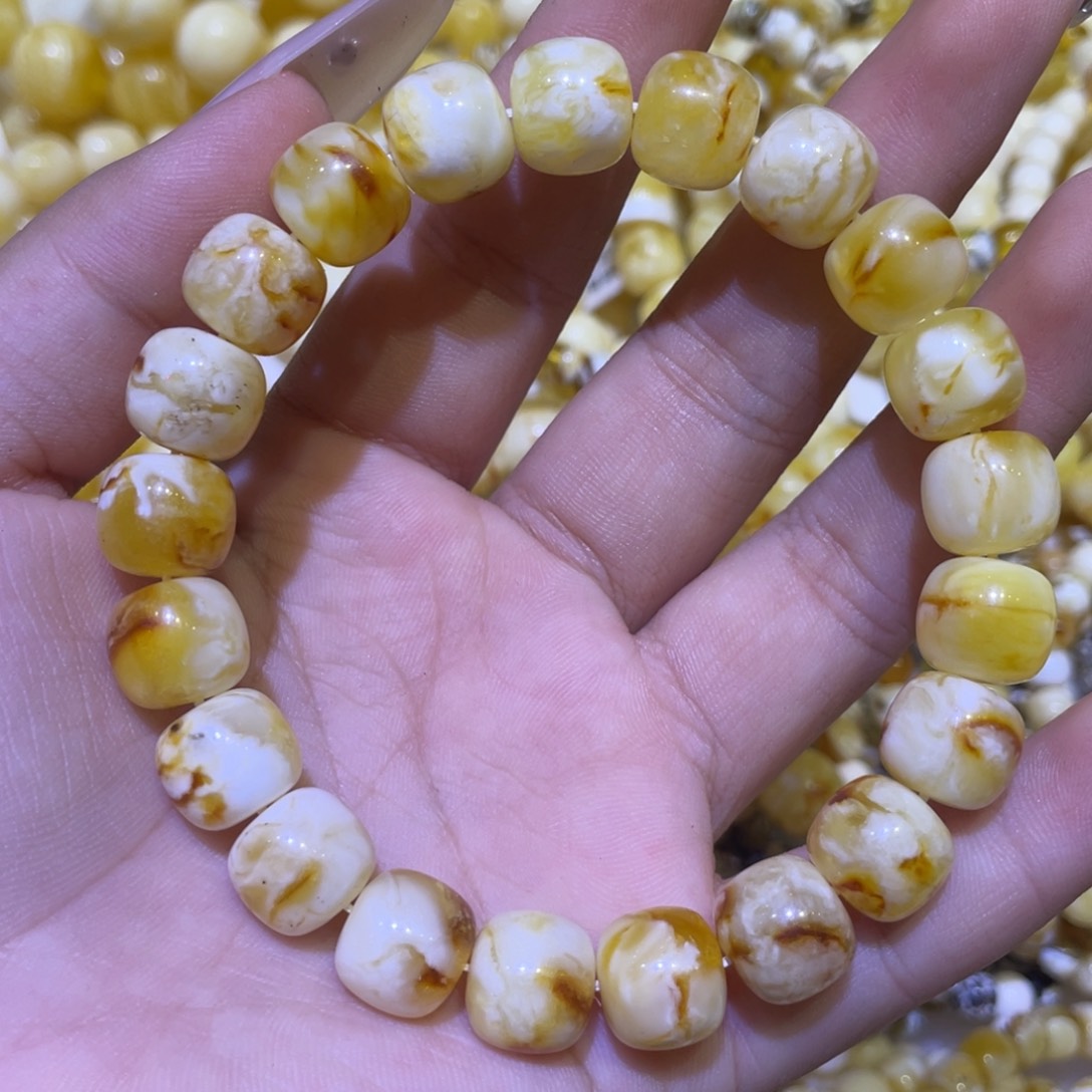 蜜蜡未镶嵌珠宝奇石11m