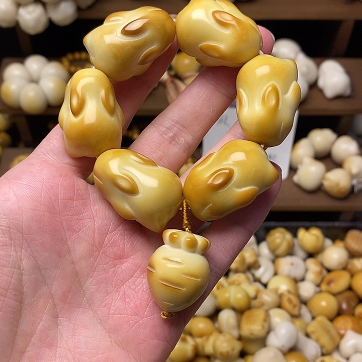 吊坠菩提根/象牙果