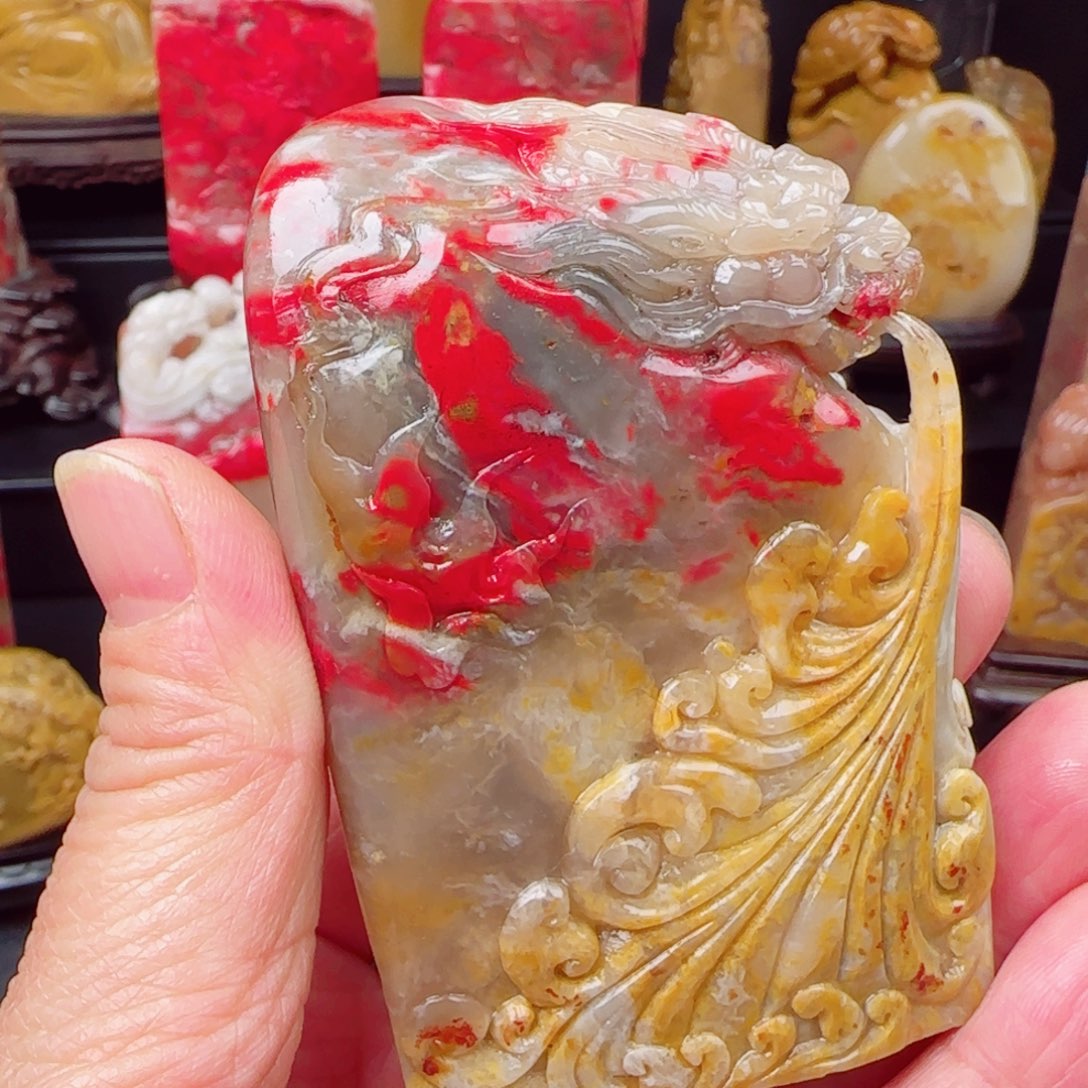 昌化石昌化鸡血石