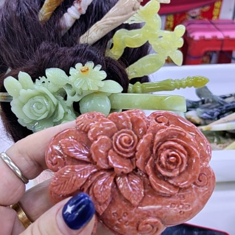 阿***叶蛇纹石玉未镶嵌发饰