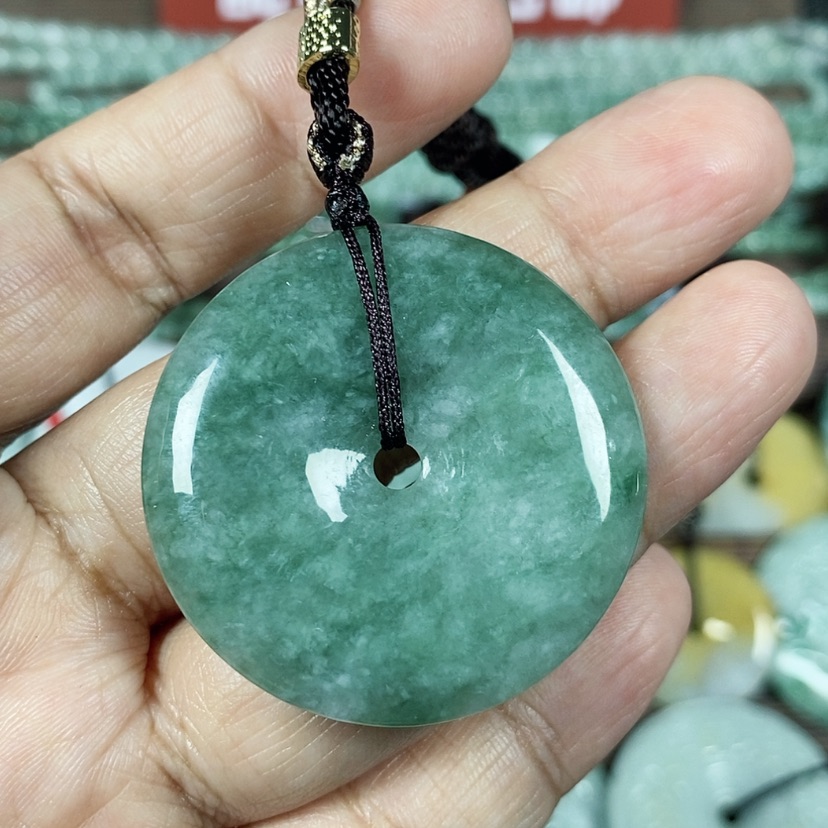 【闪购商品】翡翠颈饰未镶嵌玉吊坠翡翠玉平安扣