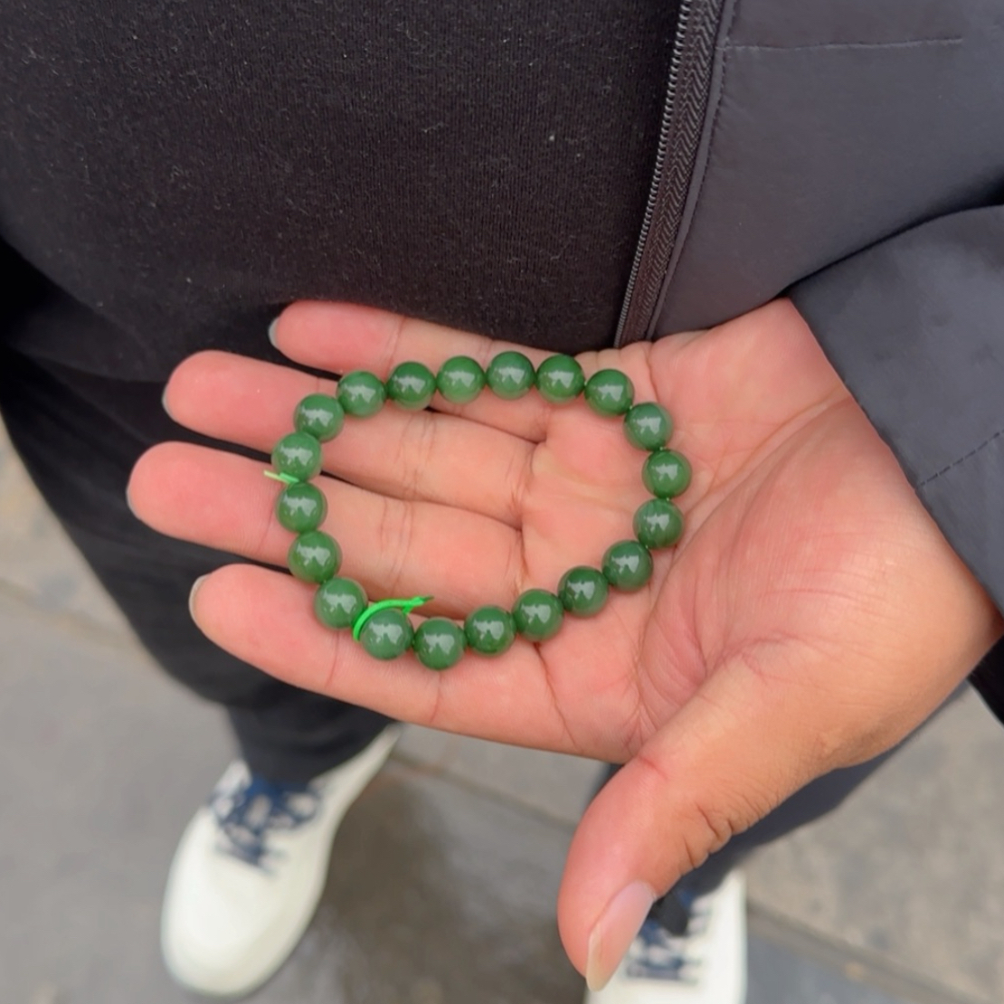 和田玉俄碧卡10夹层料瓷蓝绿手串。纯净版