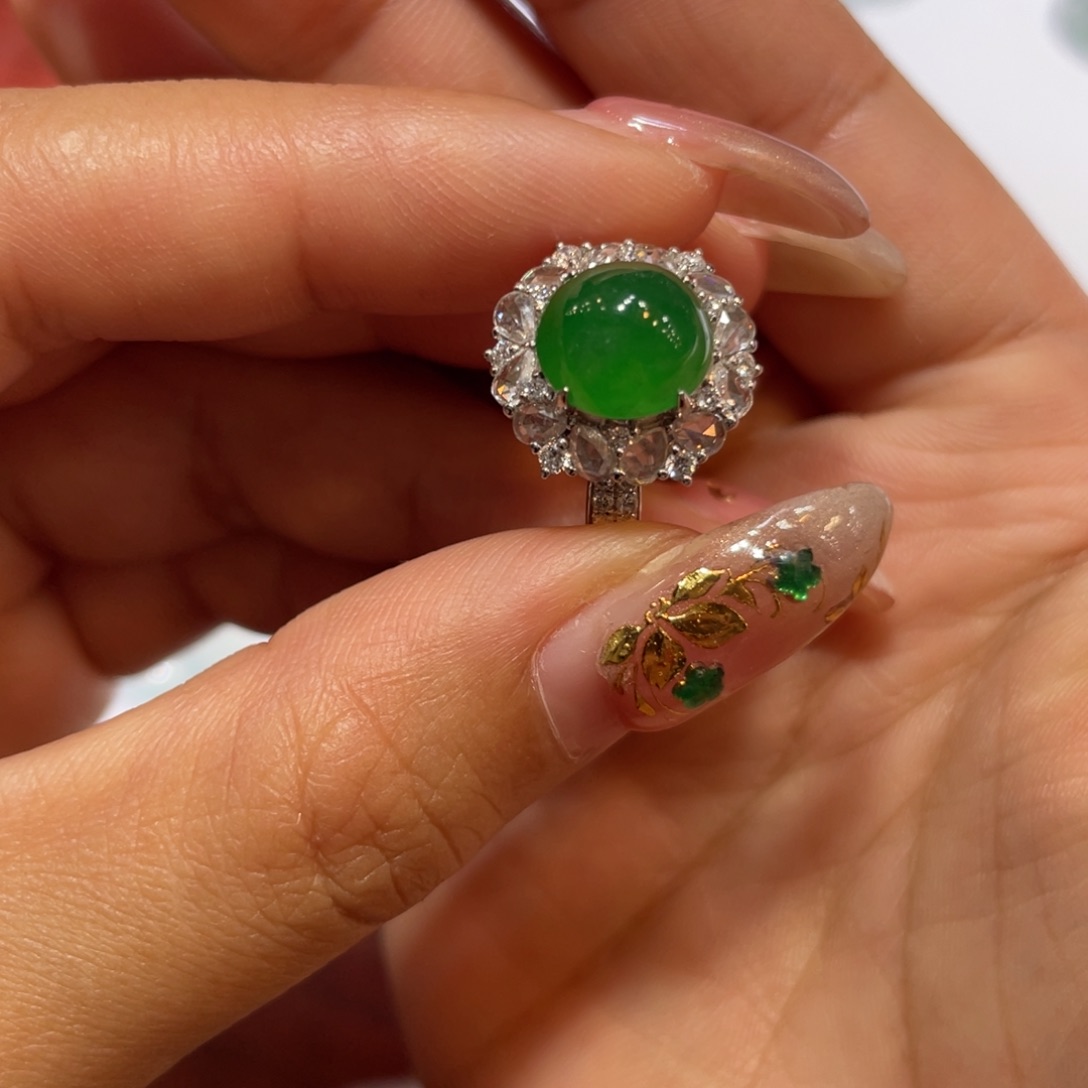 定制翡翠未镶嵌芙**?戒指