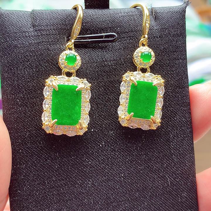 翡翠颈饰银S925镶嵌翡翠