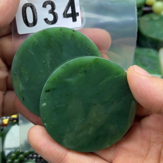 和田玉未镶嵌珠宝半成品