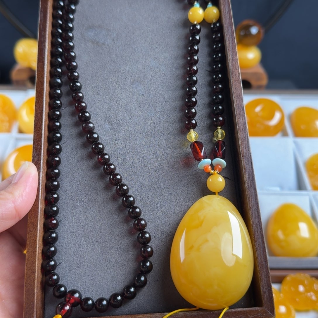 蜜蜡毛衣链未镶嵌