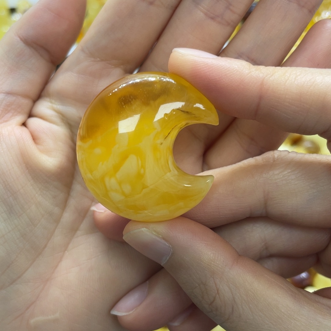 琥珀未镶嵌裸石天然琥珀