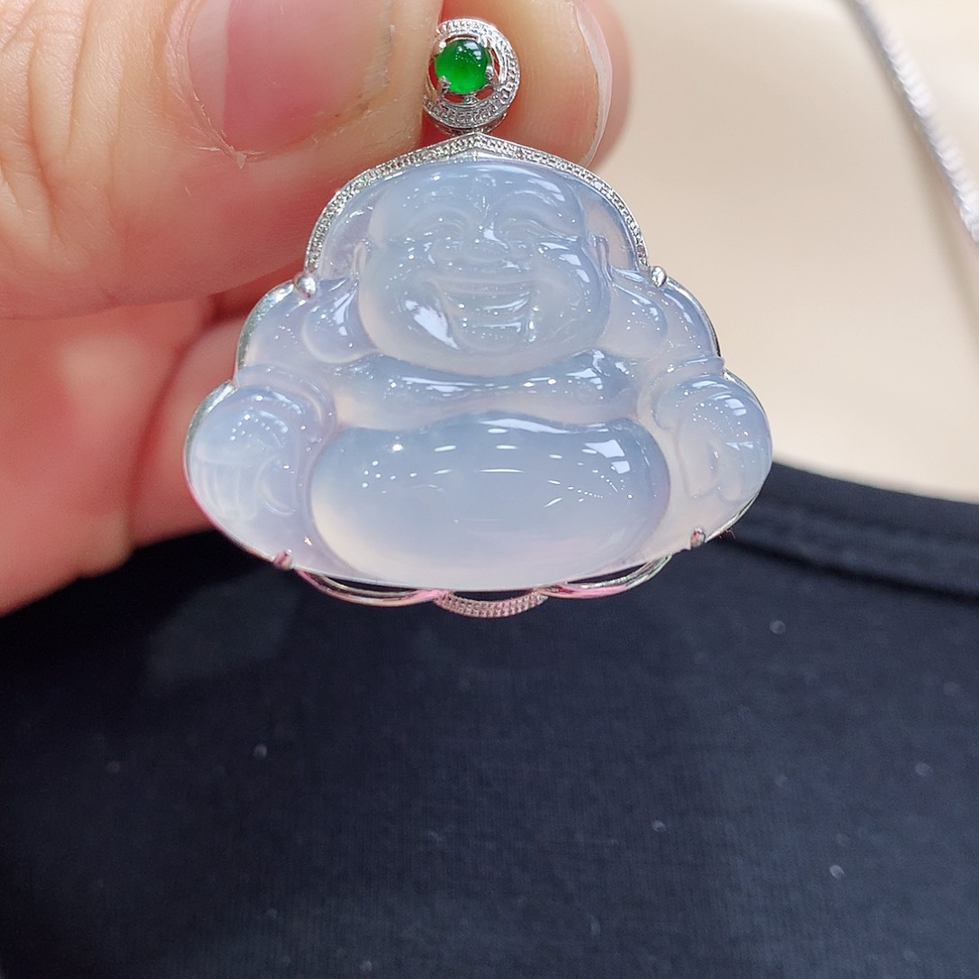 翡翠颈饰18K金镶嵌佛公