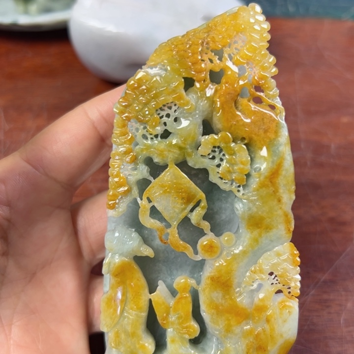 翡翠摆件未镶嵌翡翠