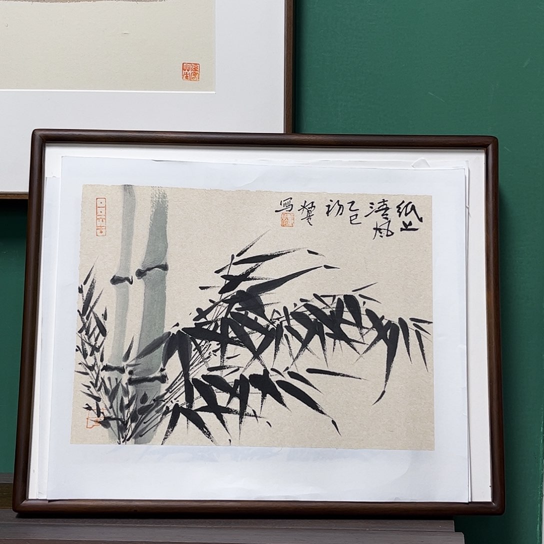 国画董亮带框精装裱