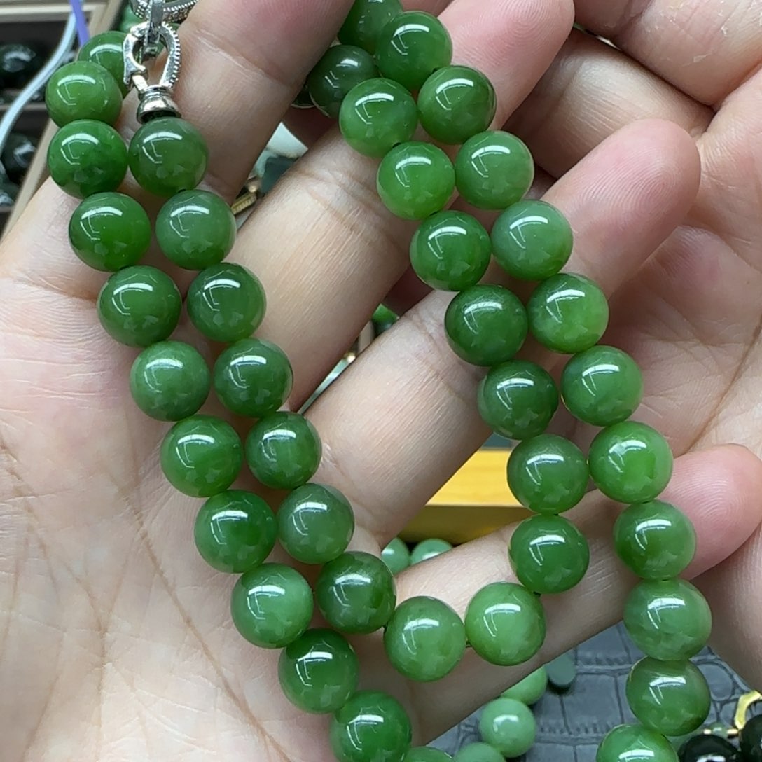 和田玉未镶嵌项链