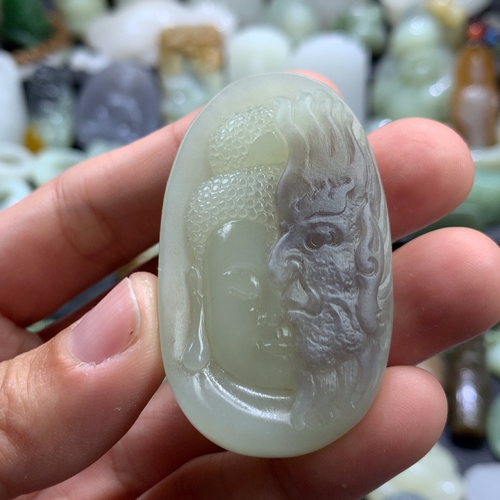 和田玉颈饰未镶嵌