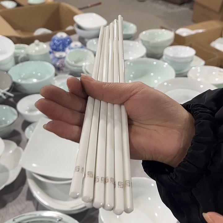 瓷片陶瓷筷子十双，包邮