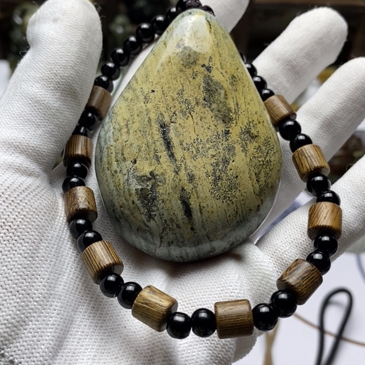 岫岩河磨玉（透闪石质玉）手把未镶嵌你***后