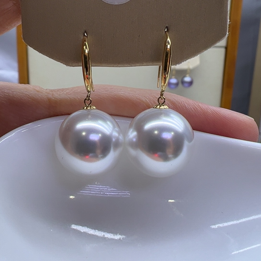 淡水珍珠18K金镶嵌耳饰