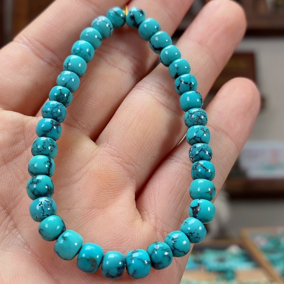 未镶嵌绿松石珠宝奇石