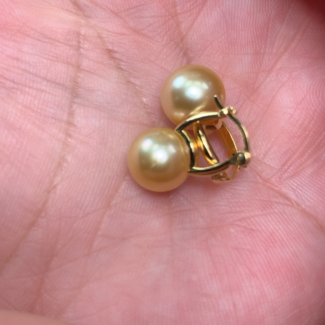 海水珍珠耳饰18K金镶嵌