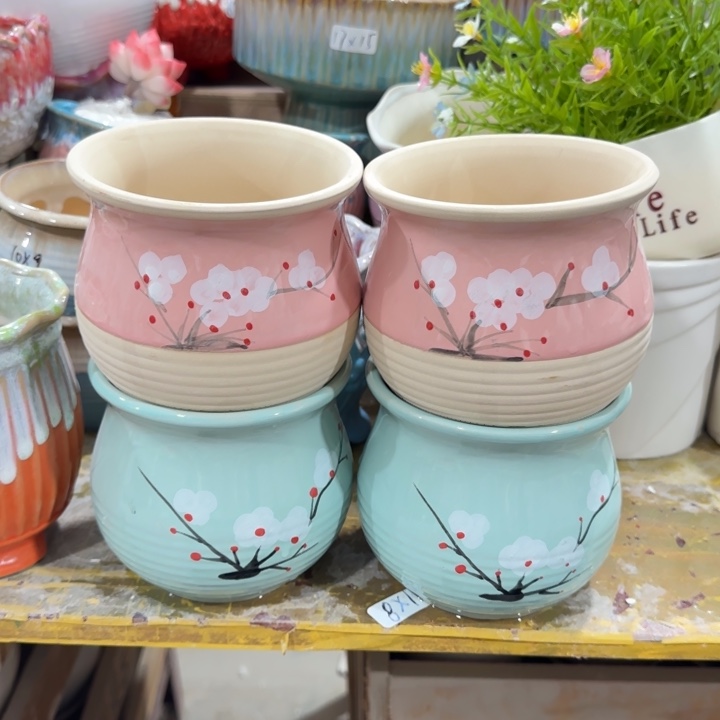 凑9块包邮，有孔，陶瓷花盆