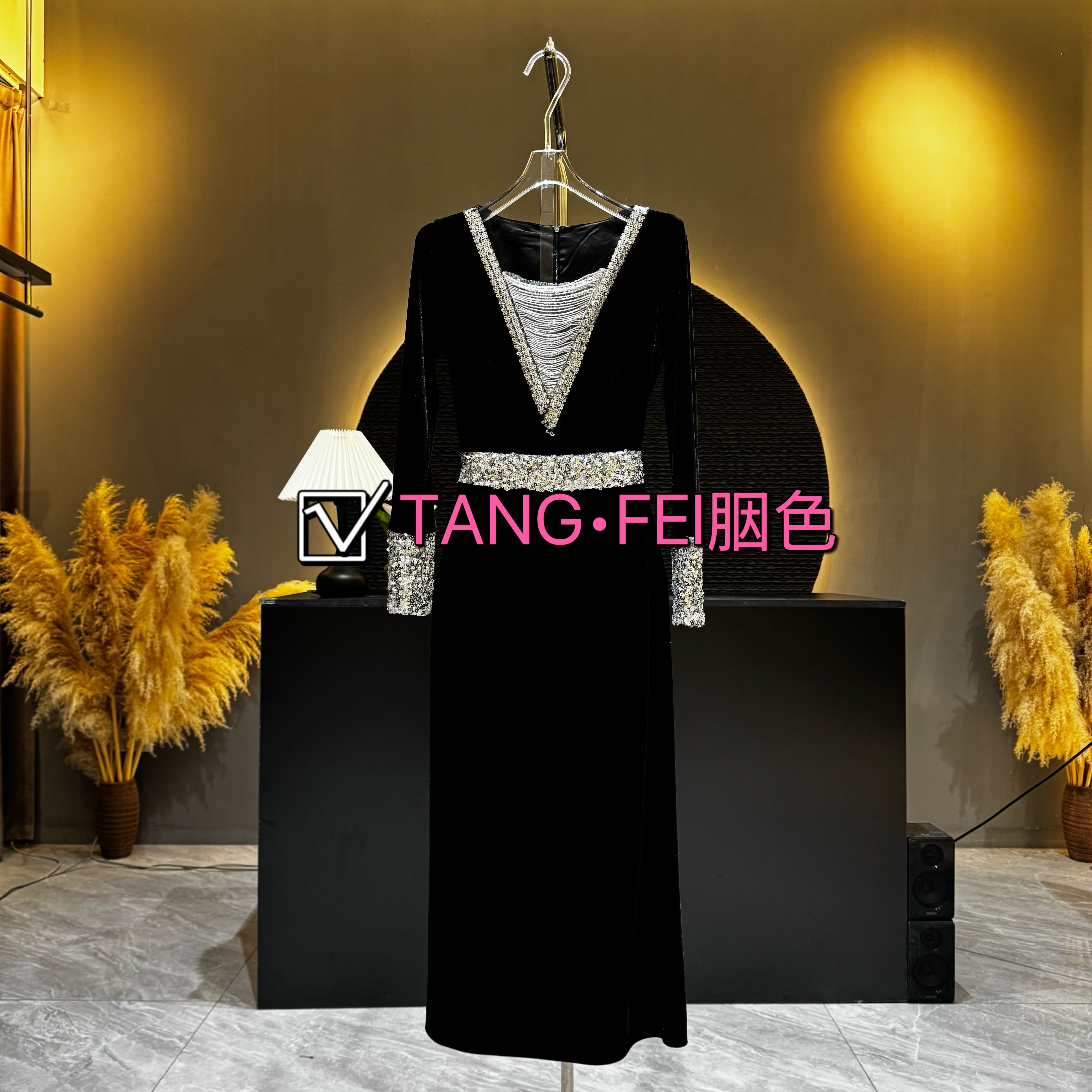 TANG-FEI胭色 【物语听风】MY0042黑色轻奢气质半身套装连衣裙
