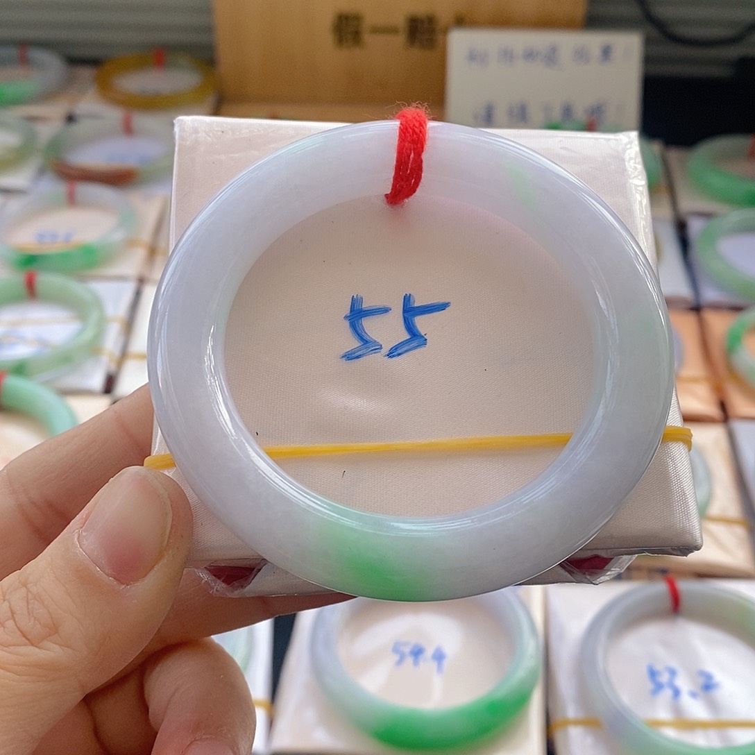 翡翠手镯未镶嵌10号