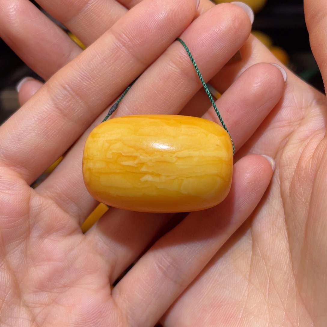 【闪购商品】琥珀裸石未镶嵌桶珠