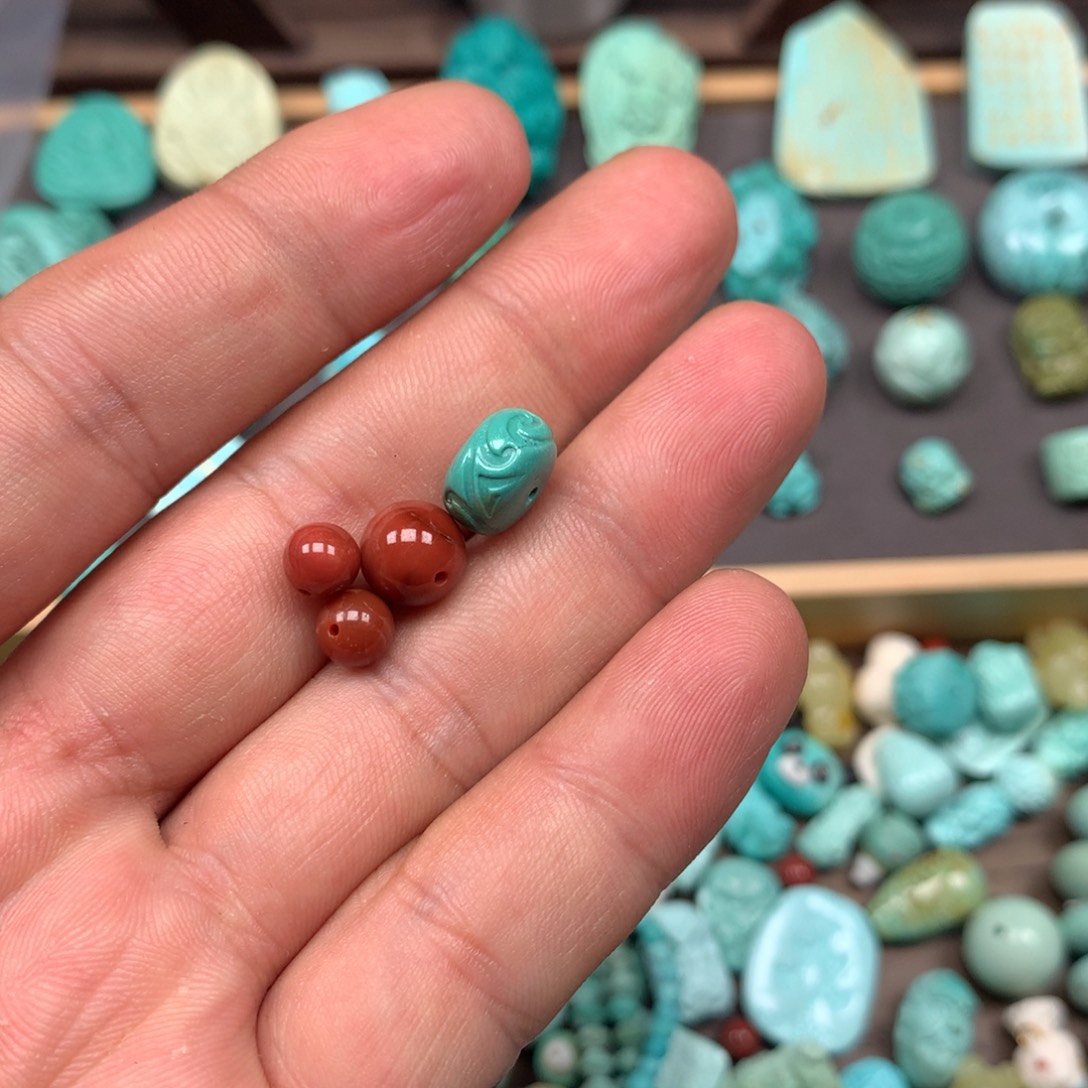 南红玛瑙雕刻未镶嵌