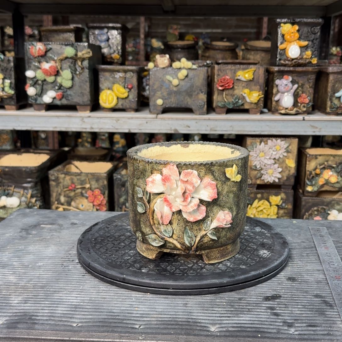 内口14左右外高13.5左右