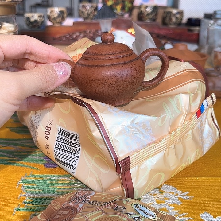 瓷片Qwweertyuoogffchj