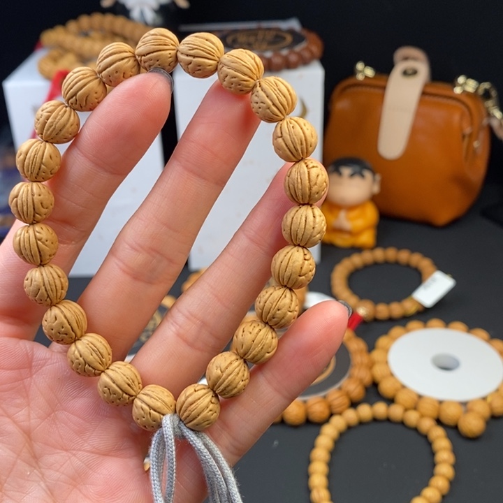 七***七手串桃核小尺寸11 （尺寸误差0.5之间）