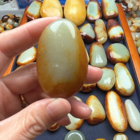 和田玉颈饰未镶嵌赵****赞
