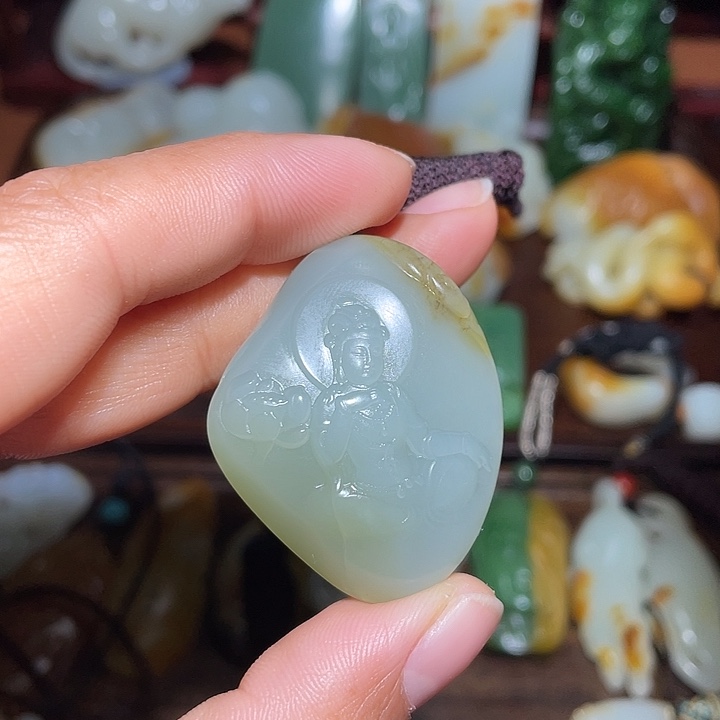 和田玉颈饰未镶嵌谢*您