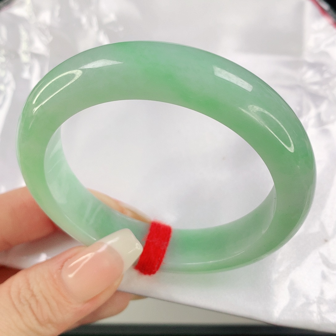 翡翠手镯未镶嵌4724翡翠