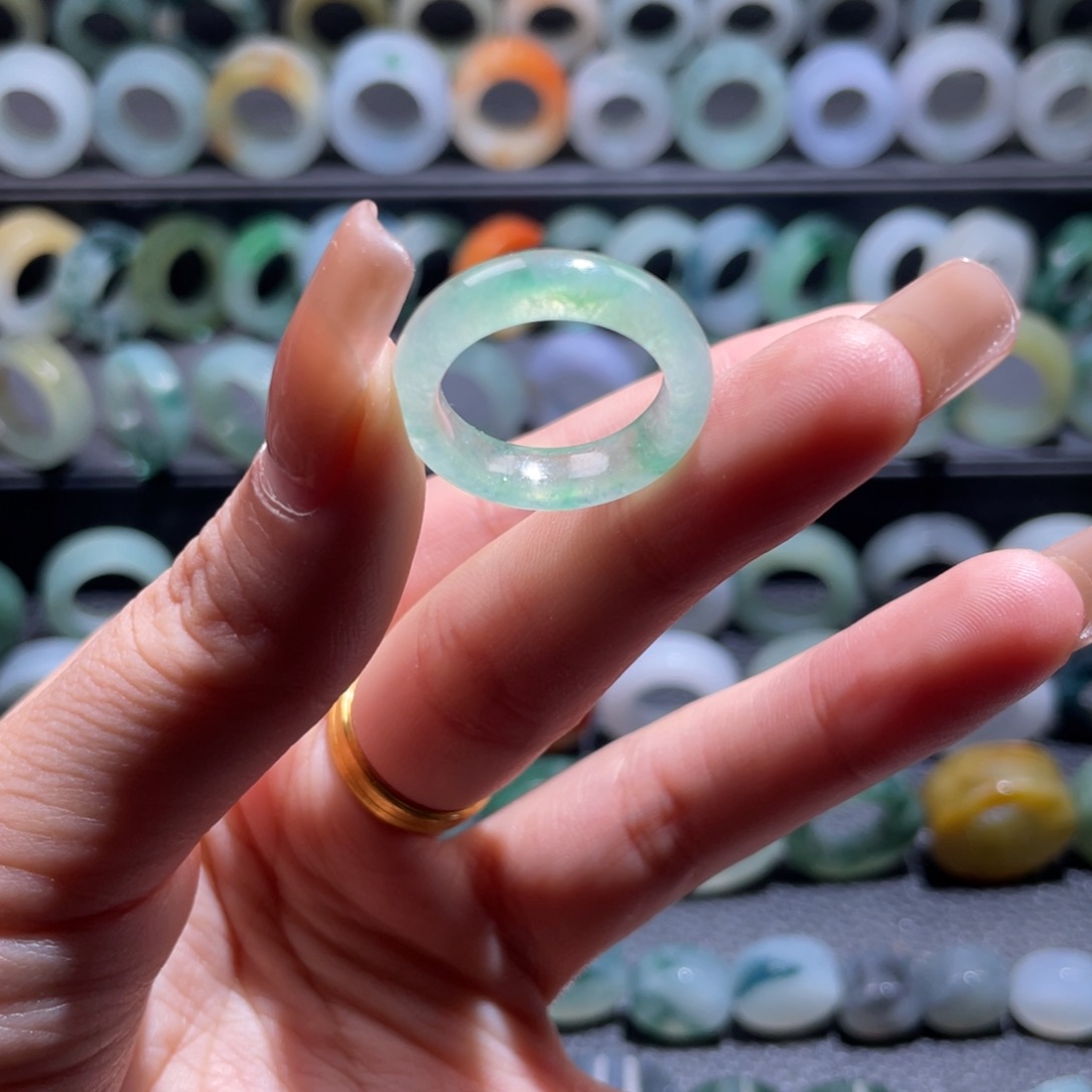 定制翡翠未镶嵌天然翡翠