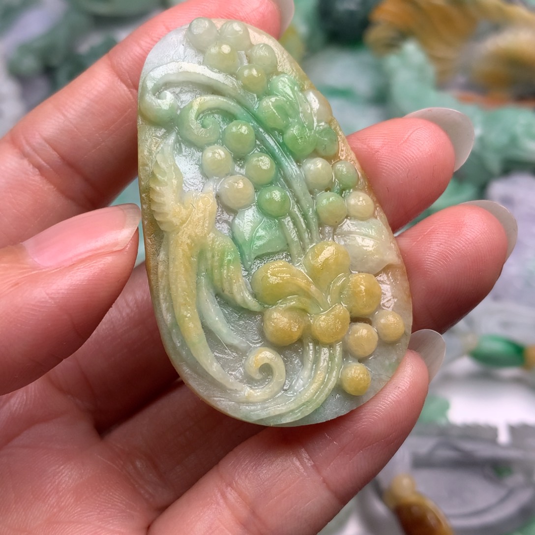 定制翡翠未镶嵌翡翠