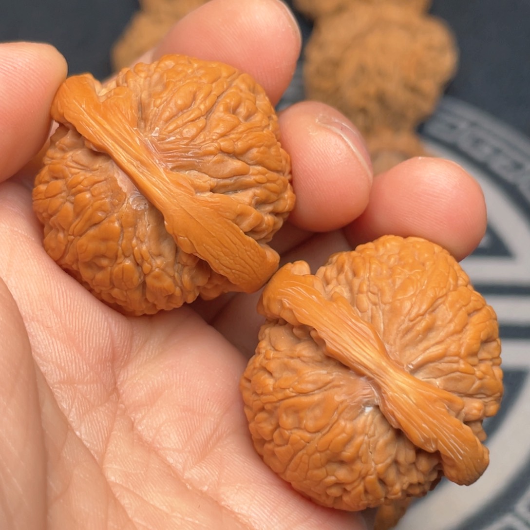 文玩核桃把件17号链接 修过