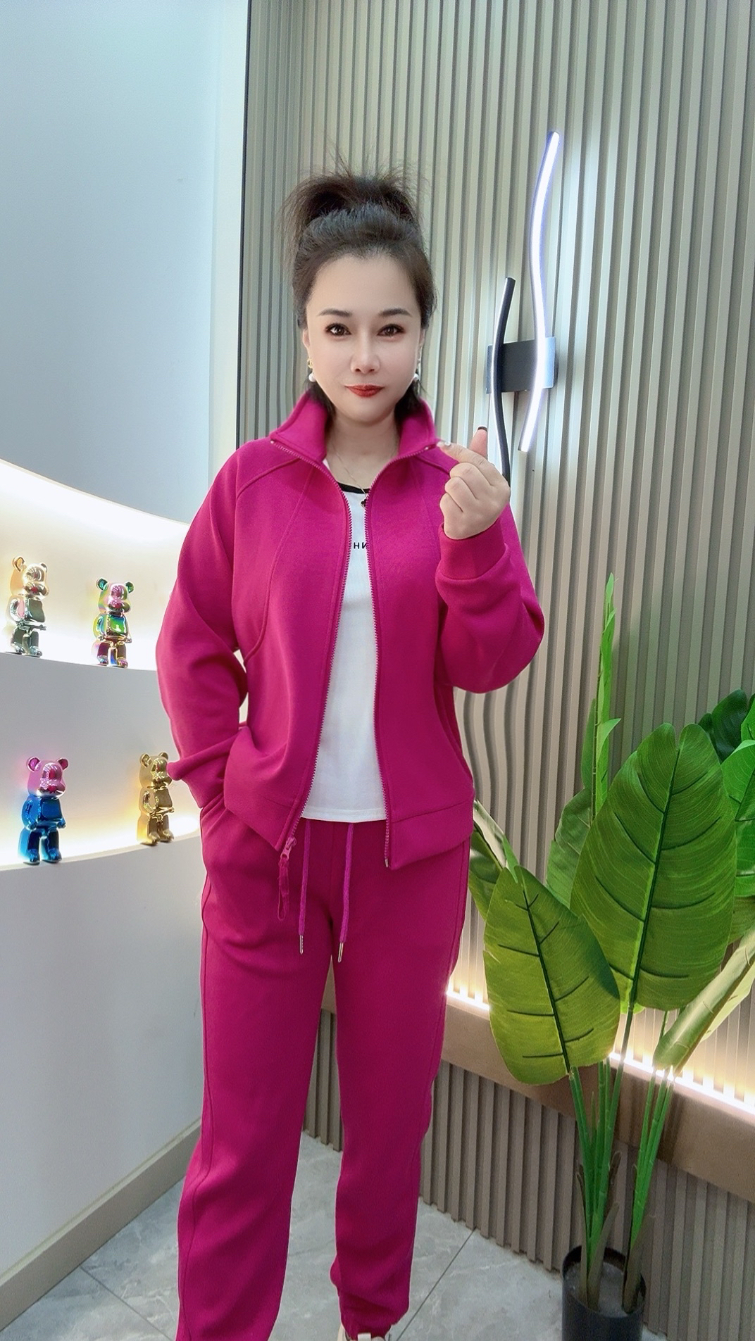 春款全拉链休闲运动套装两件套上衣+裤子显瘦大码户外不加绒