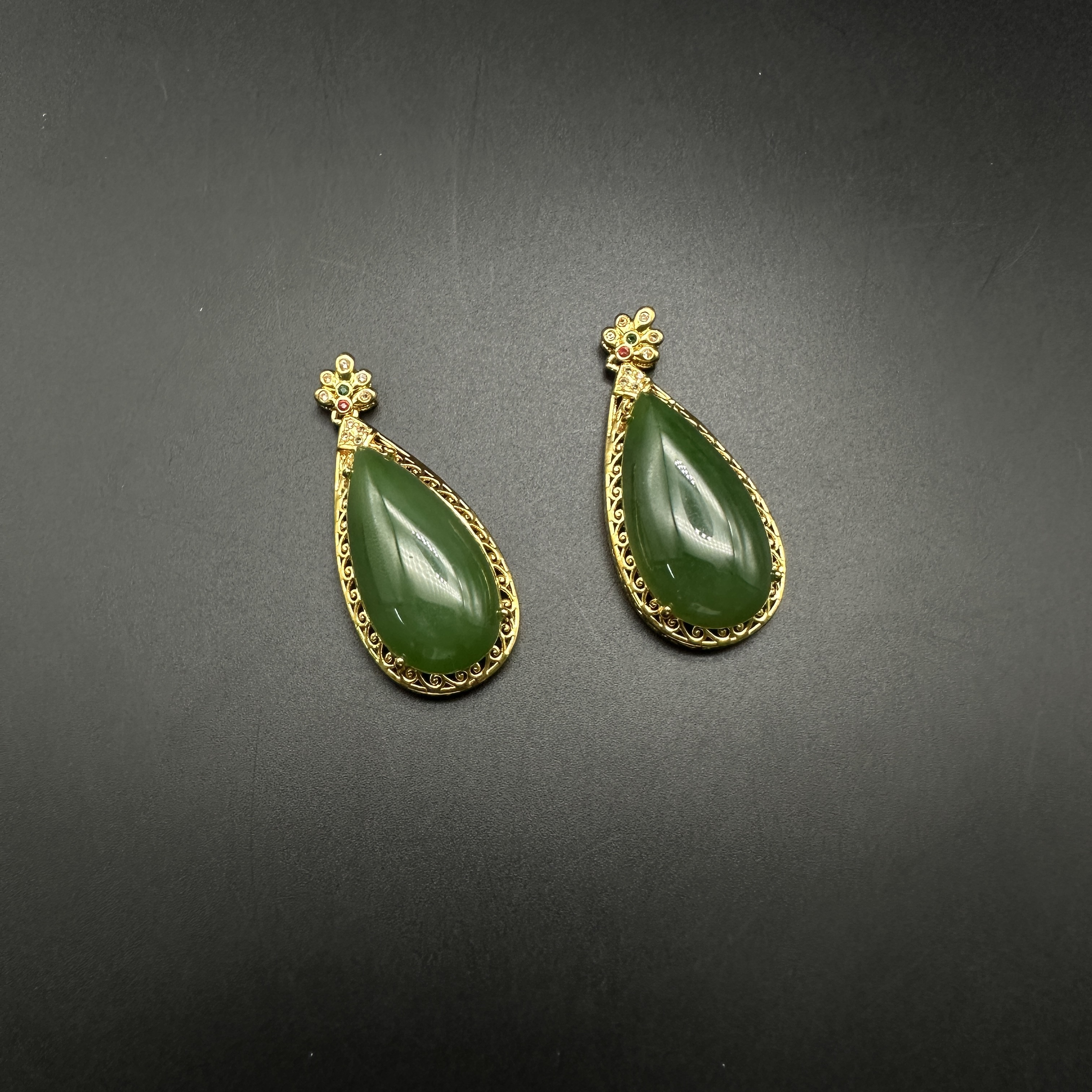 【牛牛严选】和田玉水滴吊坠 多样性只发一件 K/0236/W