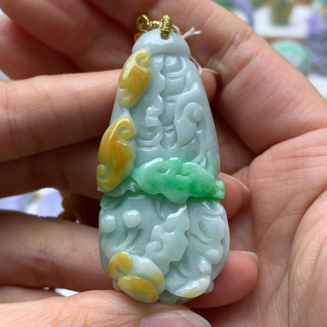 翡翠未镶嵌颈饰翡翠
