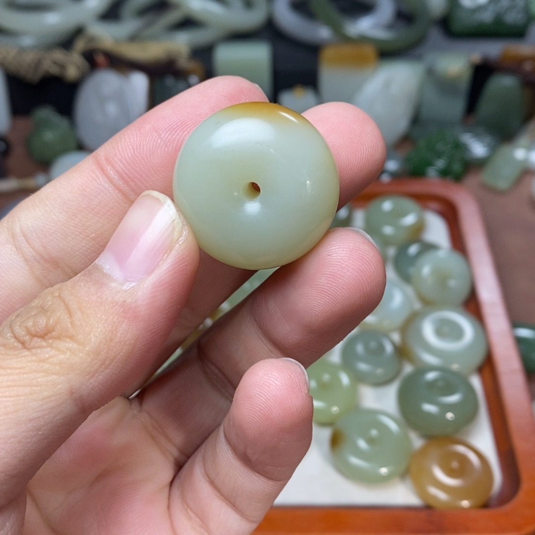 和田玉吊坠(不含链)未镶嵌柠**妈