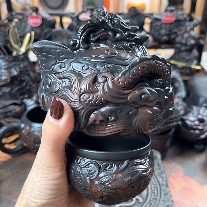 壶云南建水紫陶壶