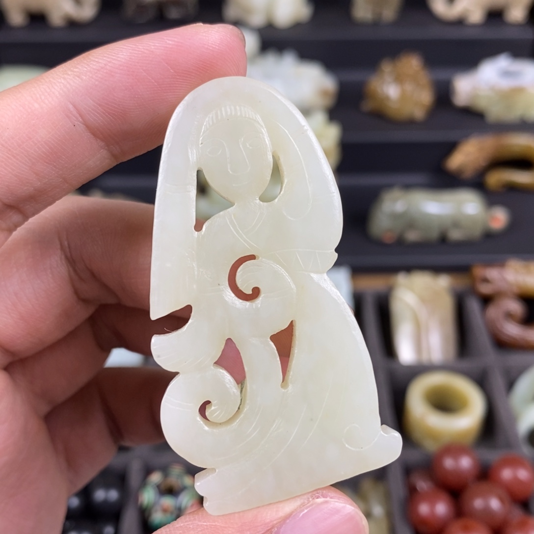 和田玉（糖玉）未镶嵌挂件