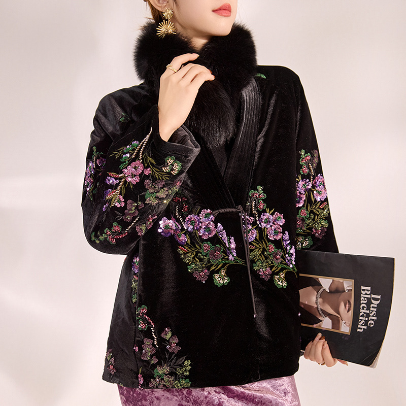 2025新款国风重工亮片刺绣设计感新中式高级感v领外套棉服