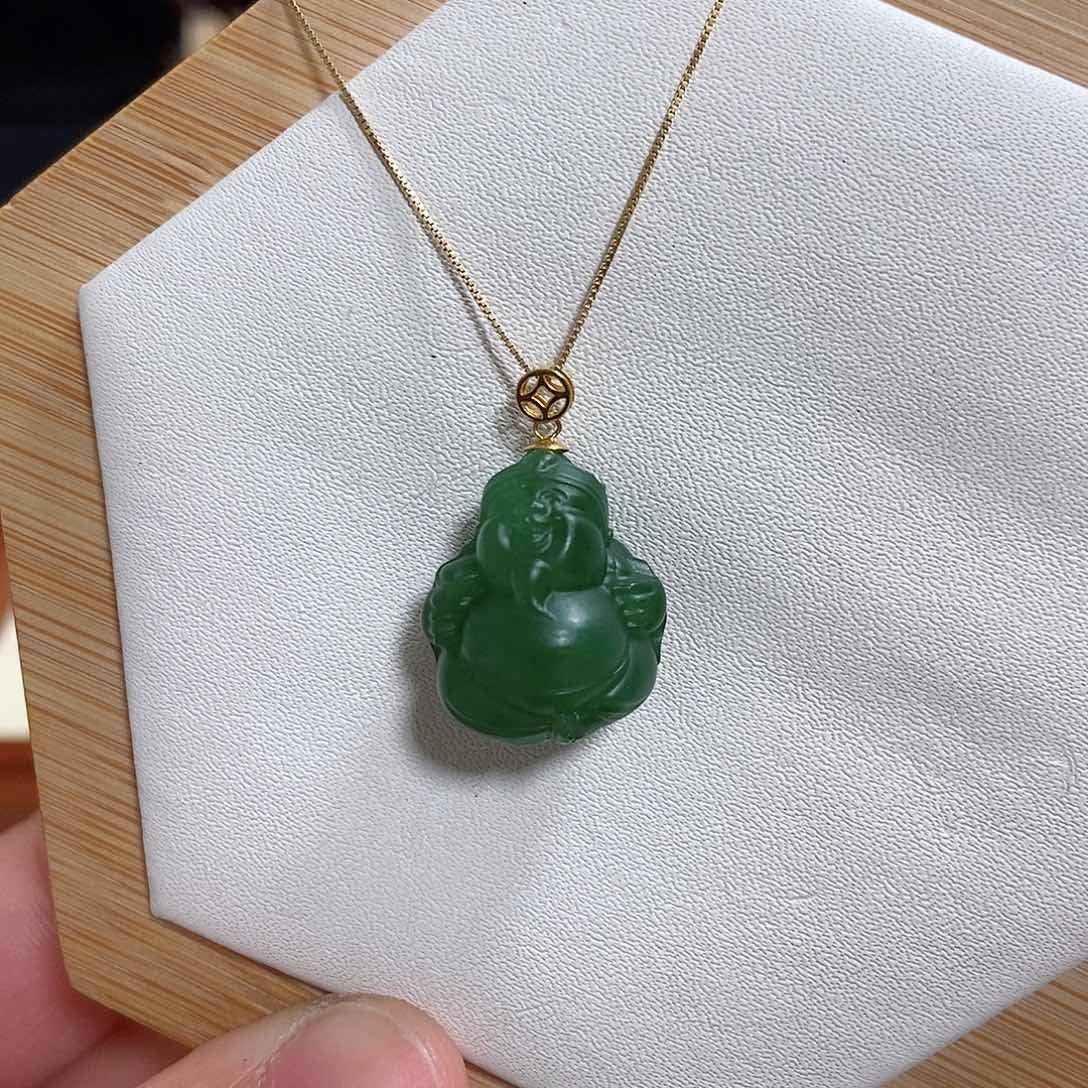 和田玉吊坠(赠链)18K金镶嵌