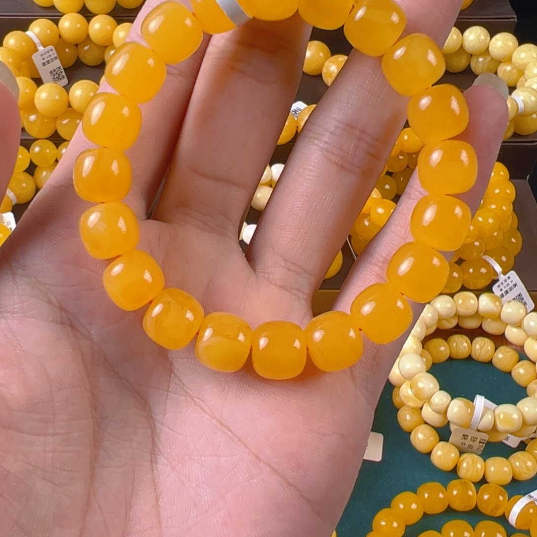 琥珀未镶嵌手链16.38g老型焦皮鸡油红手串11mmTT
