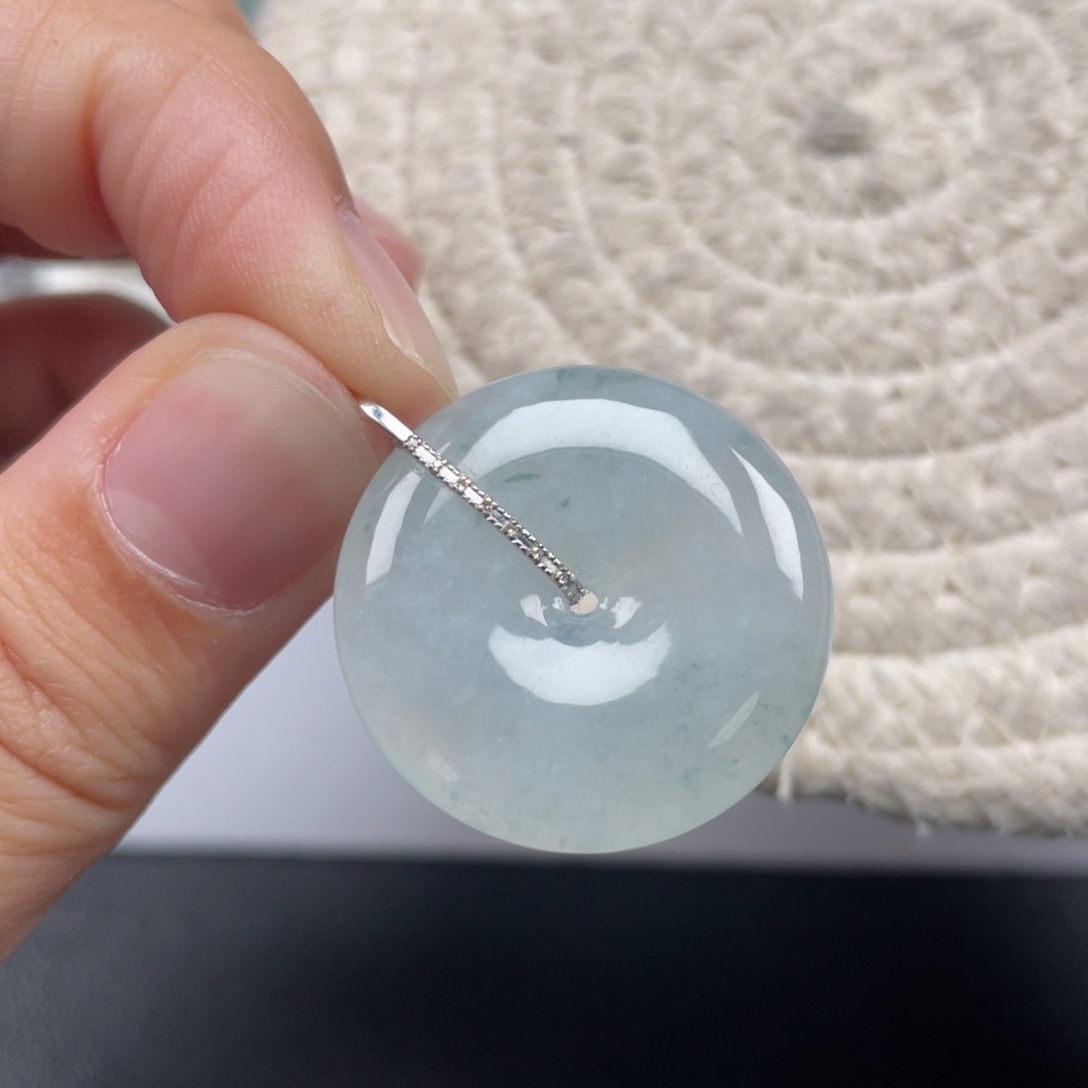 翡翠18K金镶嵌颈饰天然A货缅甸翡翠