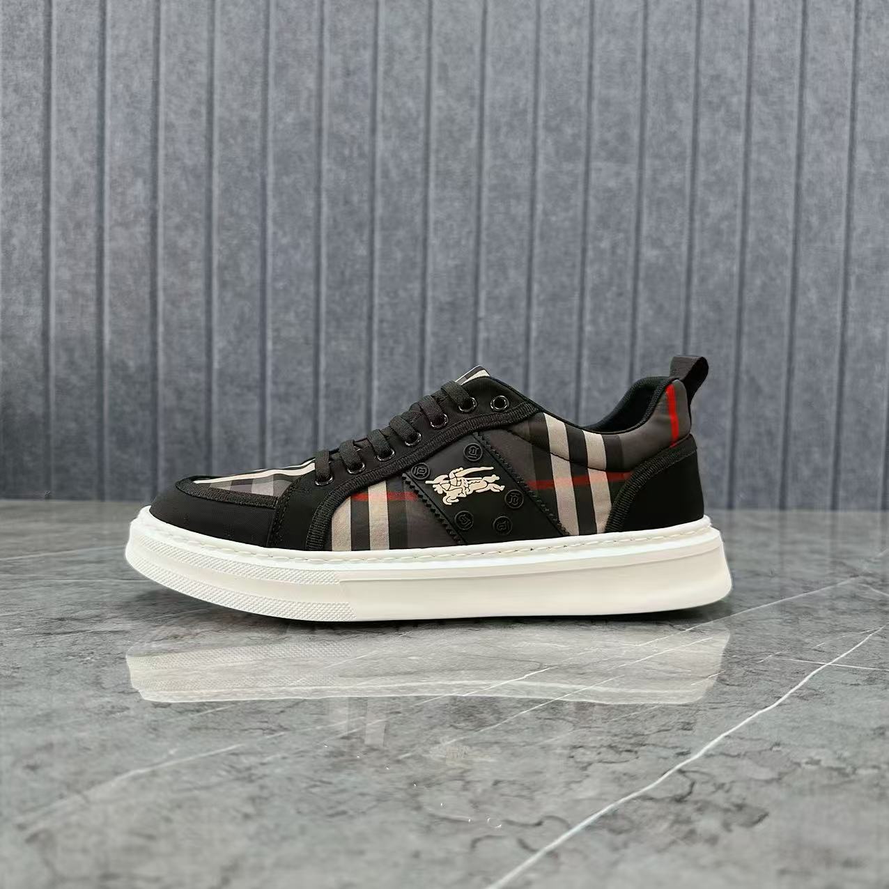 26010黑格-男士时尚休闲布鞋