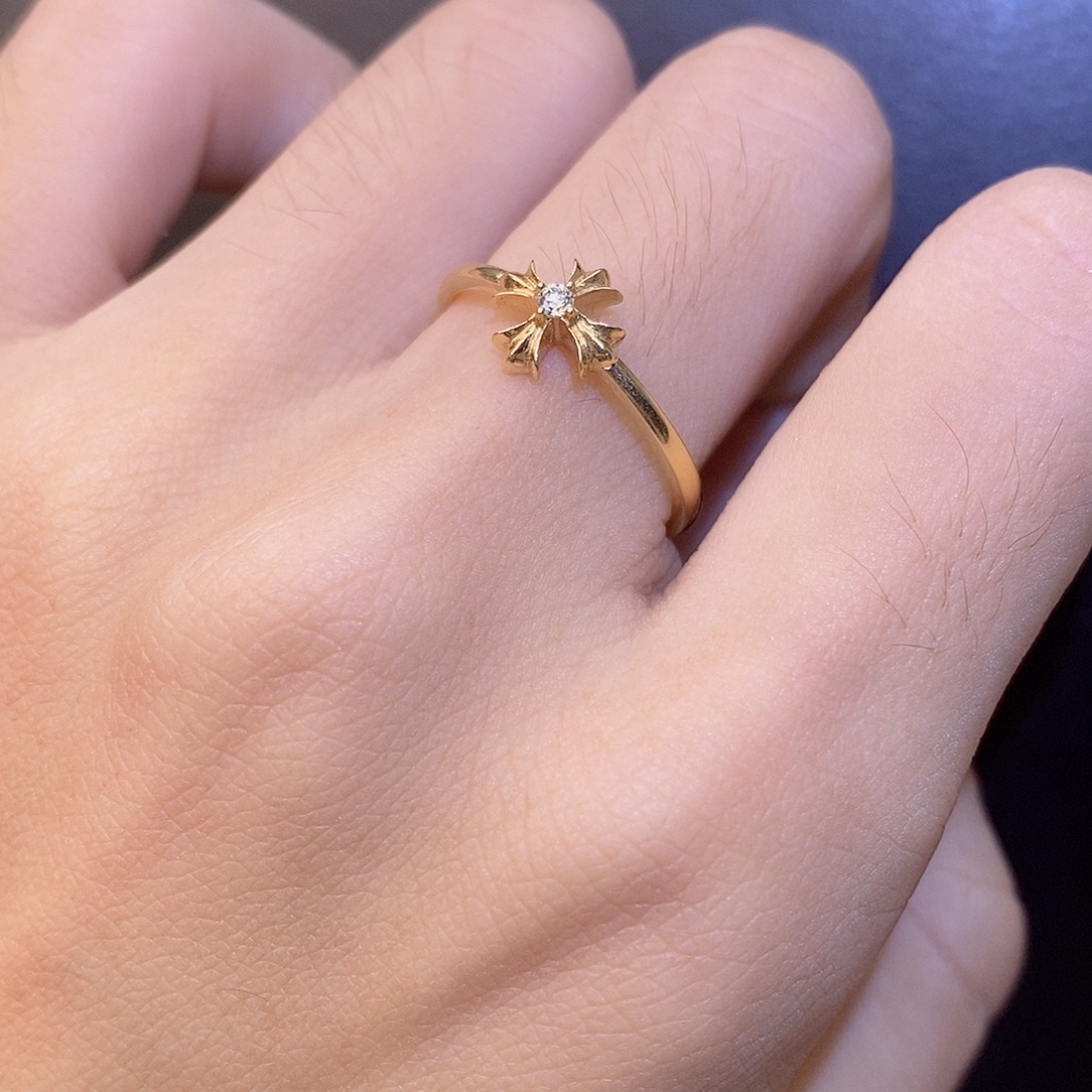 钻石18K金镶嵌戒指/指环黄