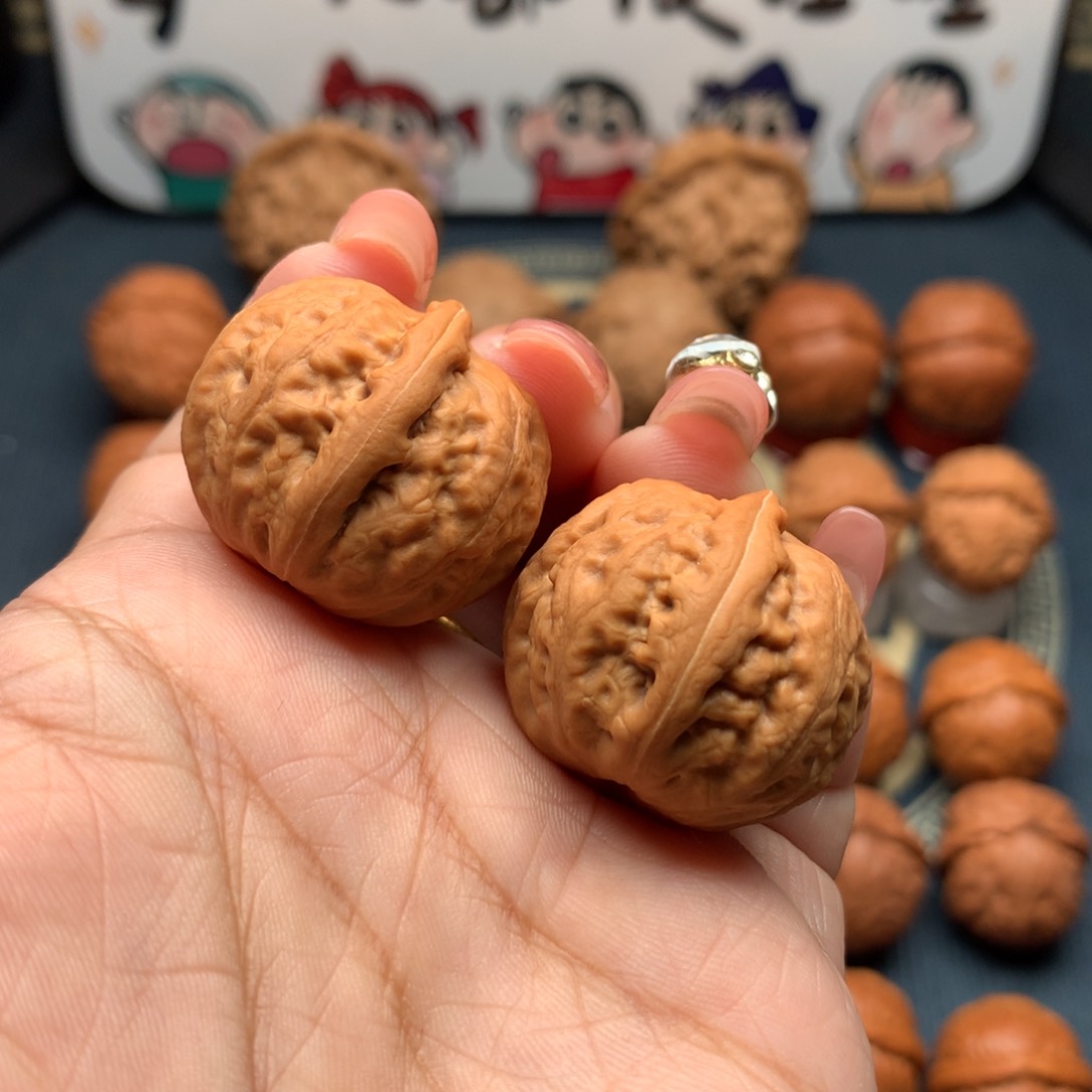 文玩核桃把件玉石方尊