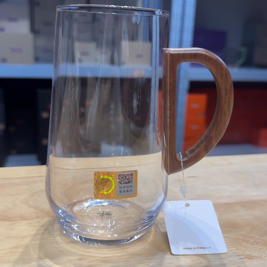 禾器悦灵杯。           